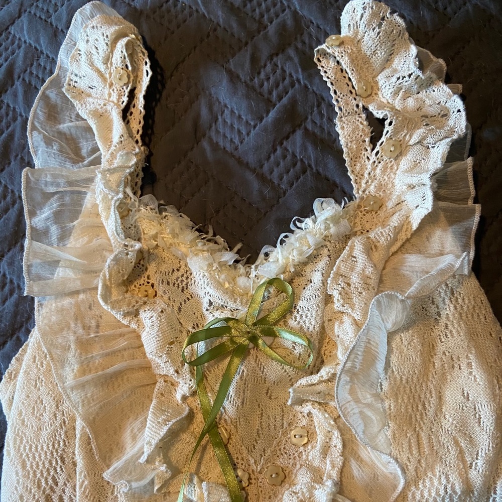 Lacey Ladies top-Vintage Design